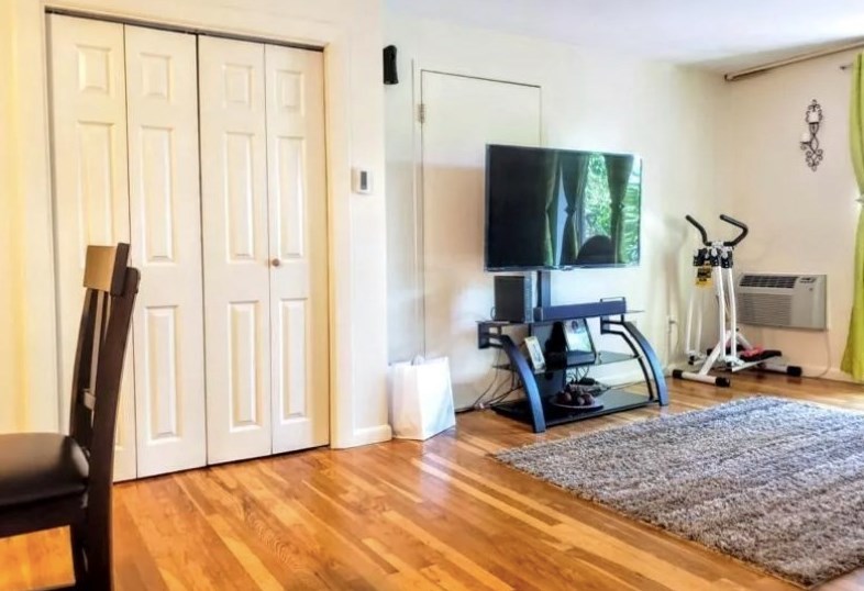 525 Talbot Ave, Boston MA  02124-3758 exterior