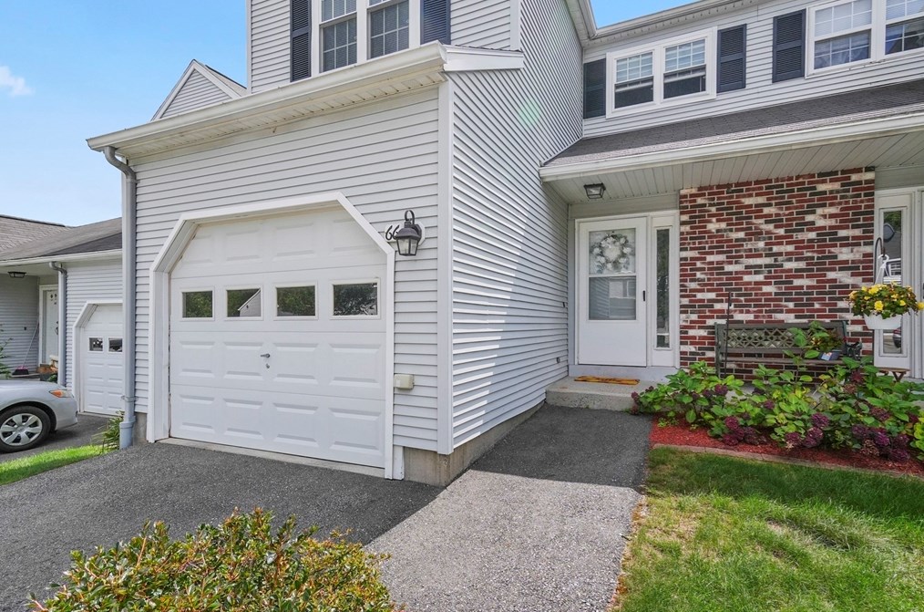 66 Chapman Pl #66, Leominster, MA 01453