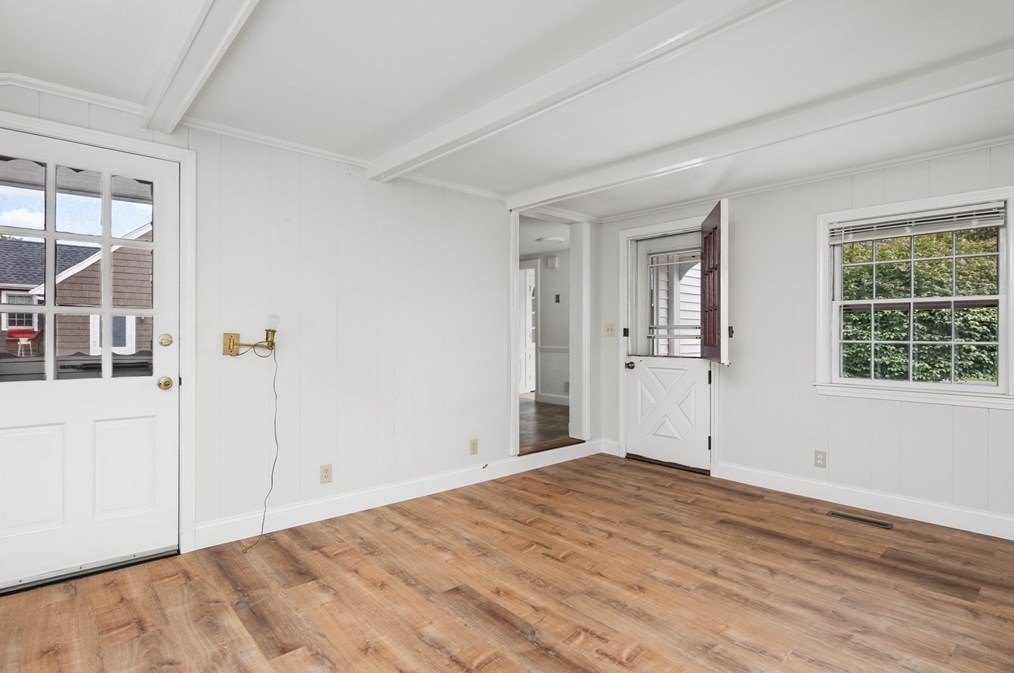 38 Mandalay Rd, Weymouth, MA 02190