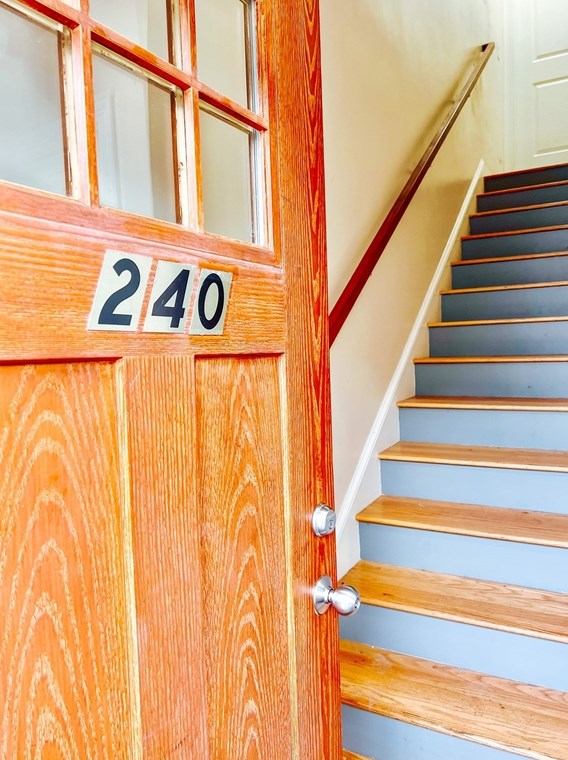 240 Prospect St #3, Cambridge, MA 02139