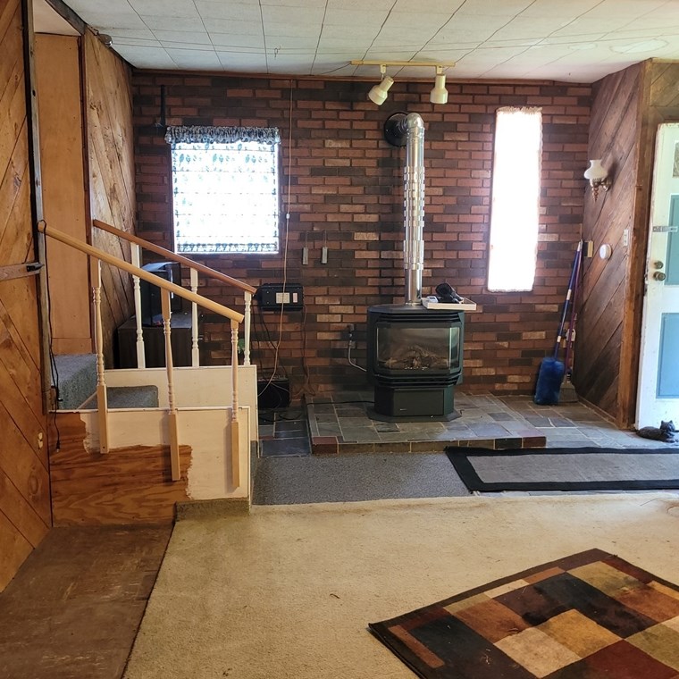 1153 Washington Mountain Rd, Becket, MA 01223