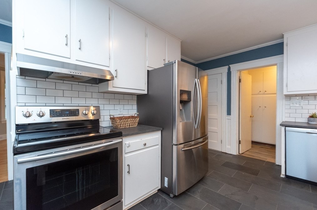 49 Brattle St, Worcester MA 01606-2551 exterior