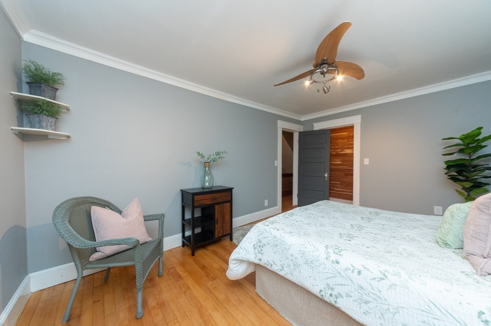 49 Brattle St, Worcester MA 01606-2551 exterior