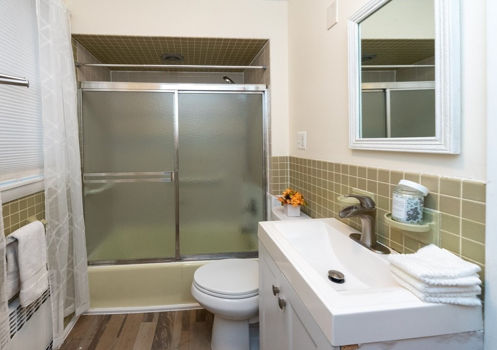 49 Brattle St, Worcester MA 01606-2551 exterior