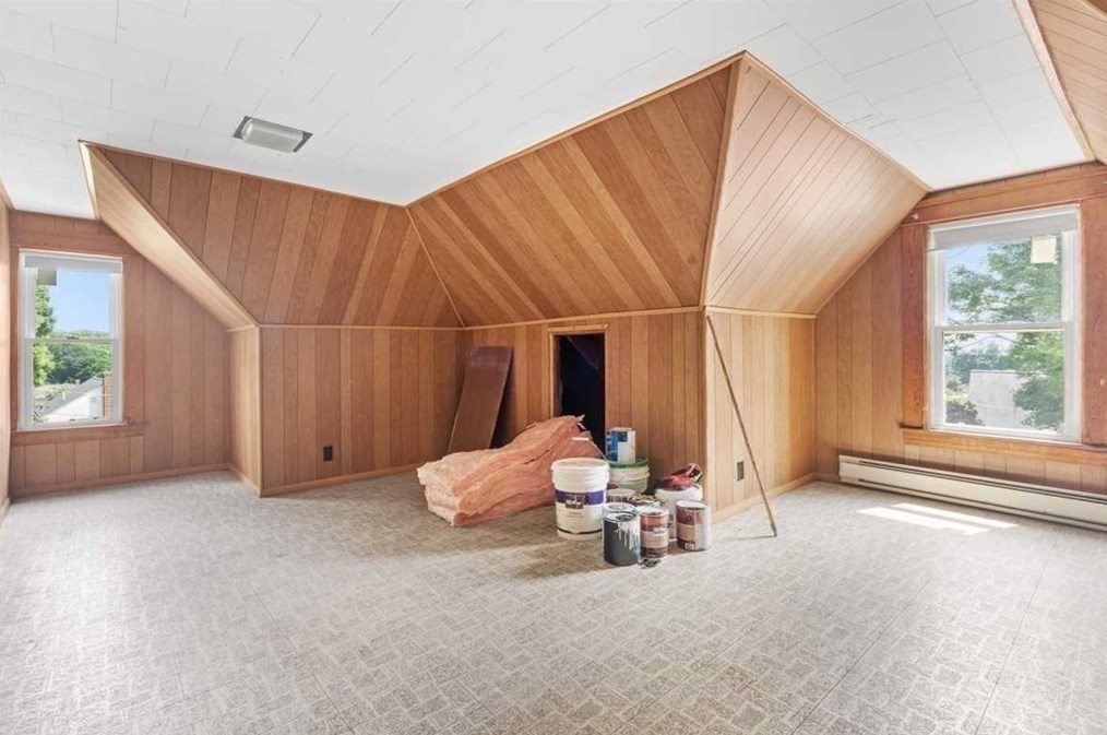 49 Brattle St, Worcester MA 01606-2551 exterior