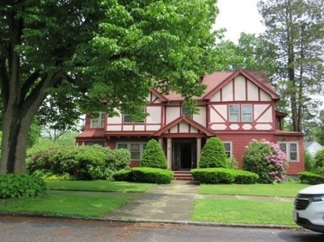 65 Bellevue Ave, Springfield, MA 01108