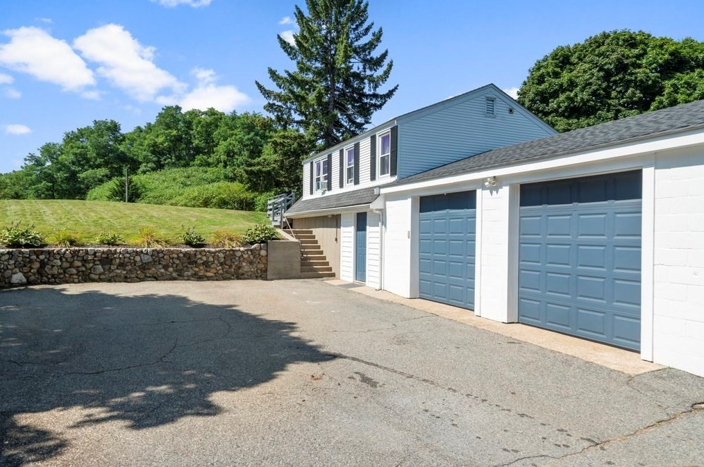 297 Sandwich St, Plymouth MA  02360-6503 exterior