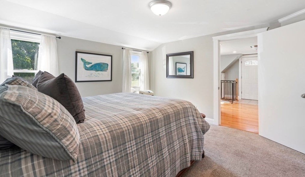 297 Sandwich St, Plymouth MA  02360-6503 exterior