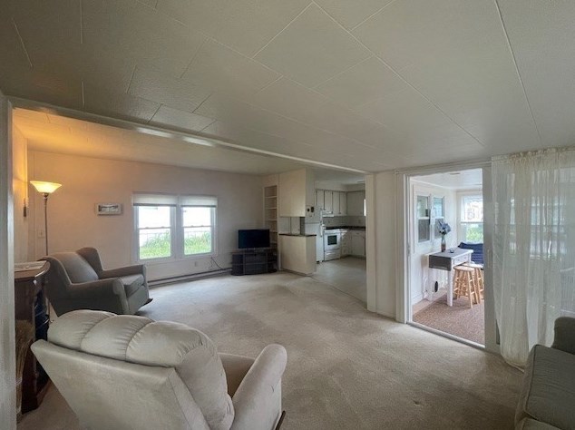 4 Indian Trl, Plymouth, MA 02360-5414