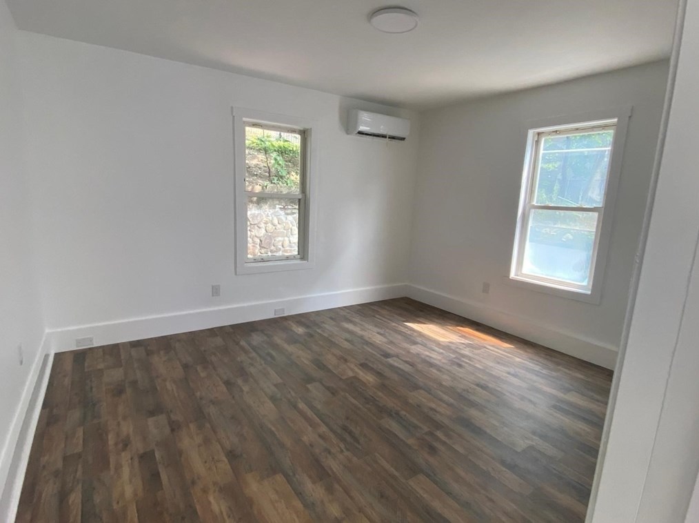 330 Elm St, Fitchburg, MA 01420 exterior