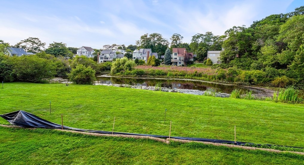 16 Old Nugent Farm Rd #16, Gloucester, MA 01930