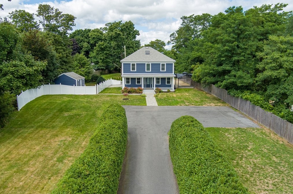 53 South St, Plymouth, MA 02360