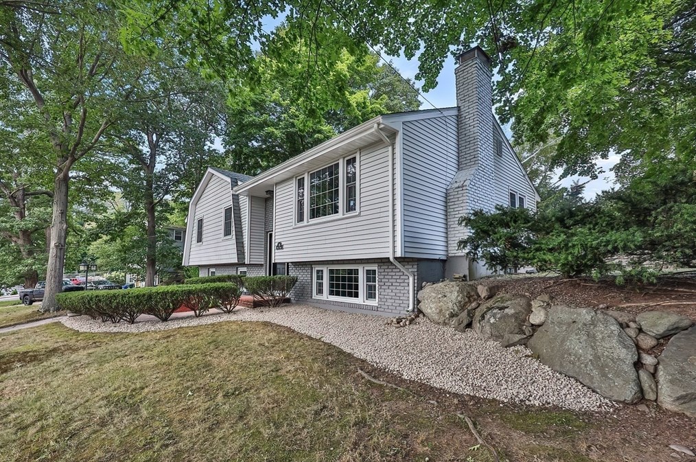39 West St, Attleboro MA  02703-1654 exterior