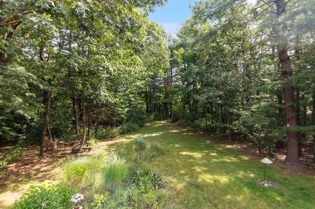 416 Pond St, Weymouth MA 02190-1248 exterior