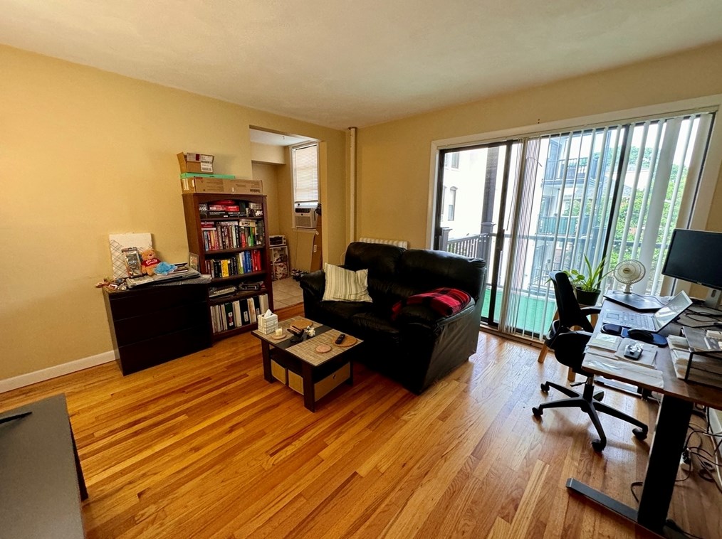 1480 Commonwealth Ave #12, Boston, MA 02135