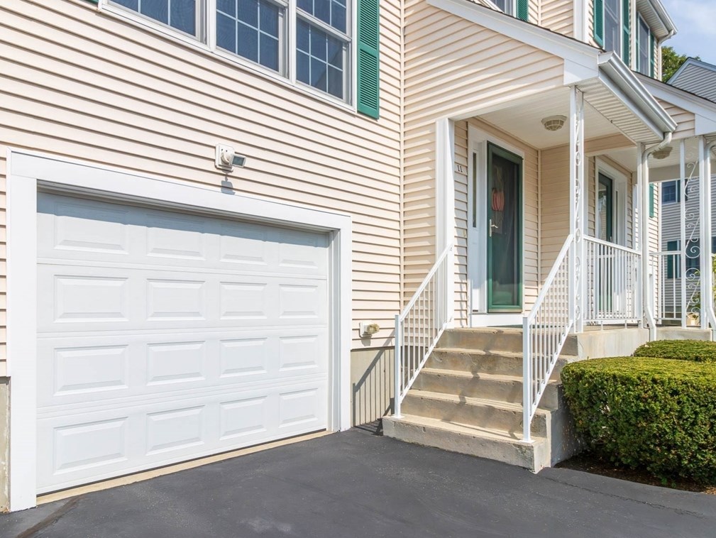 37 Dennis St #11, Attleboro, MA 02703