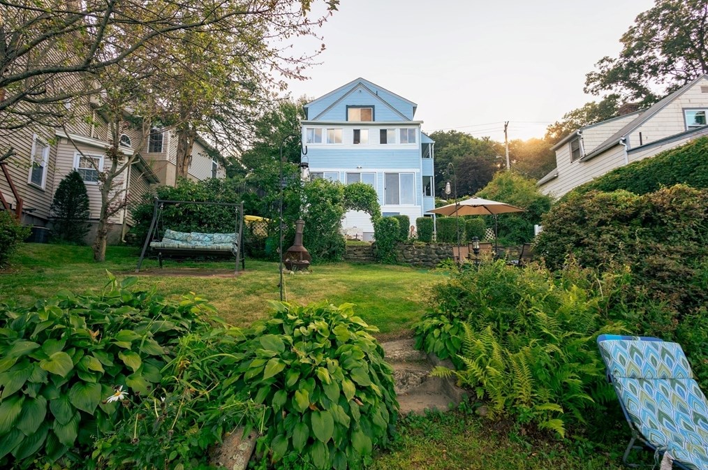 473 Lk Ave, Worcester MA 01604-1367 exterior