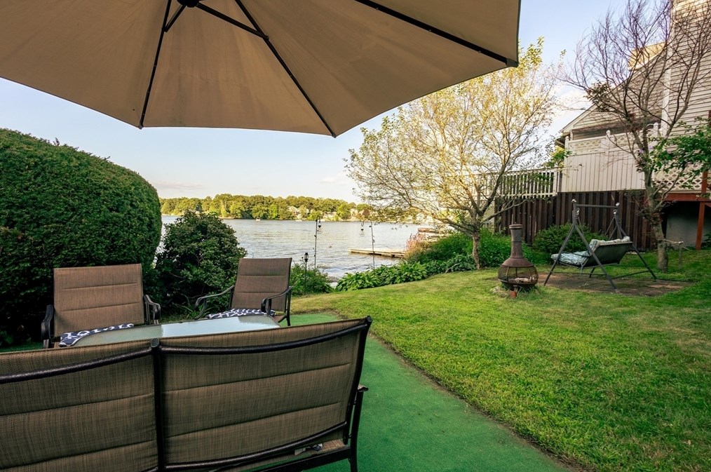 473 Lk Ave, Worcester MA 01604-1367 exterior