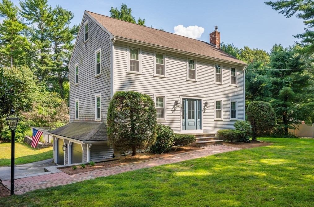 150 Cross St, East Bridgewater, MA 02324