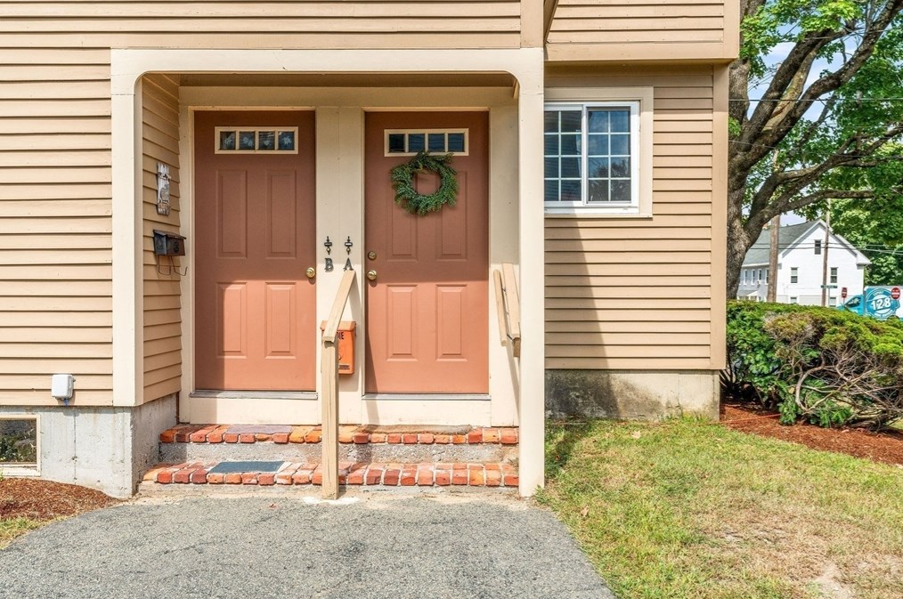 30 Pope St #a, Hudson, MA 01749