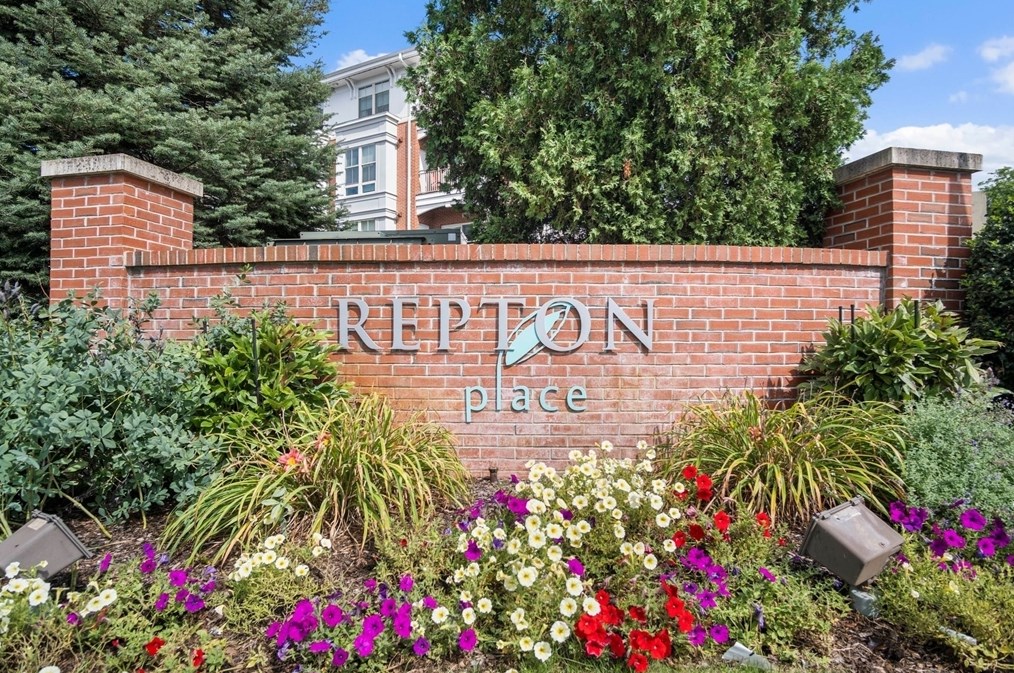 3 Repton Circle #3107, Watertown, MA 02472