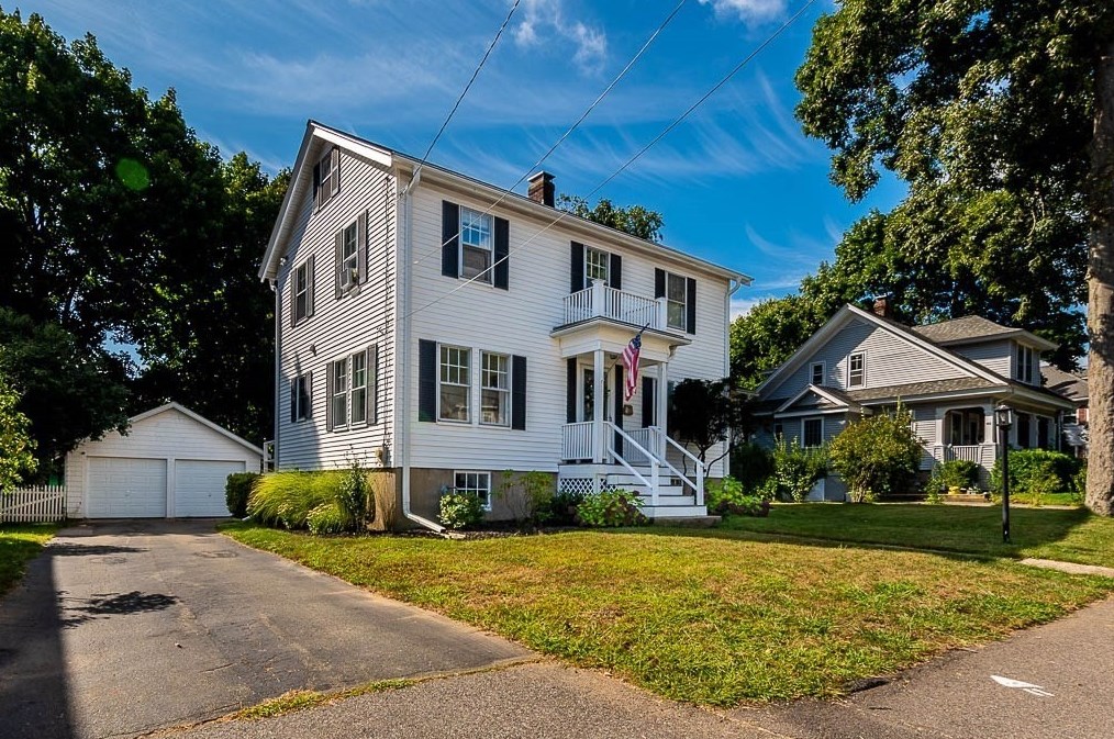 40 Lincoln St, Dedham, MA 02026