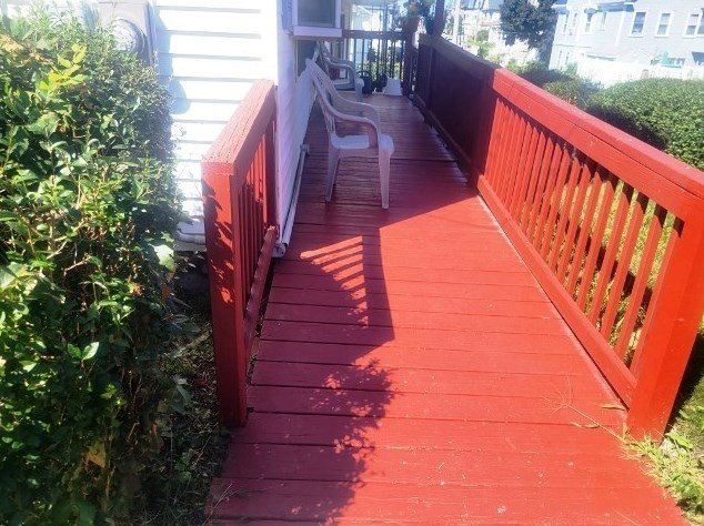 113 Bellevue St, Lowell MA 01851-2660 exterior