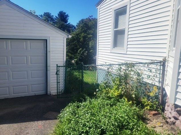 113 Bellevue St, Lowell MA 01851-2660 exterior