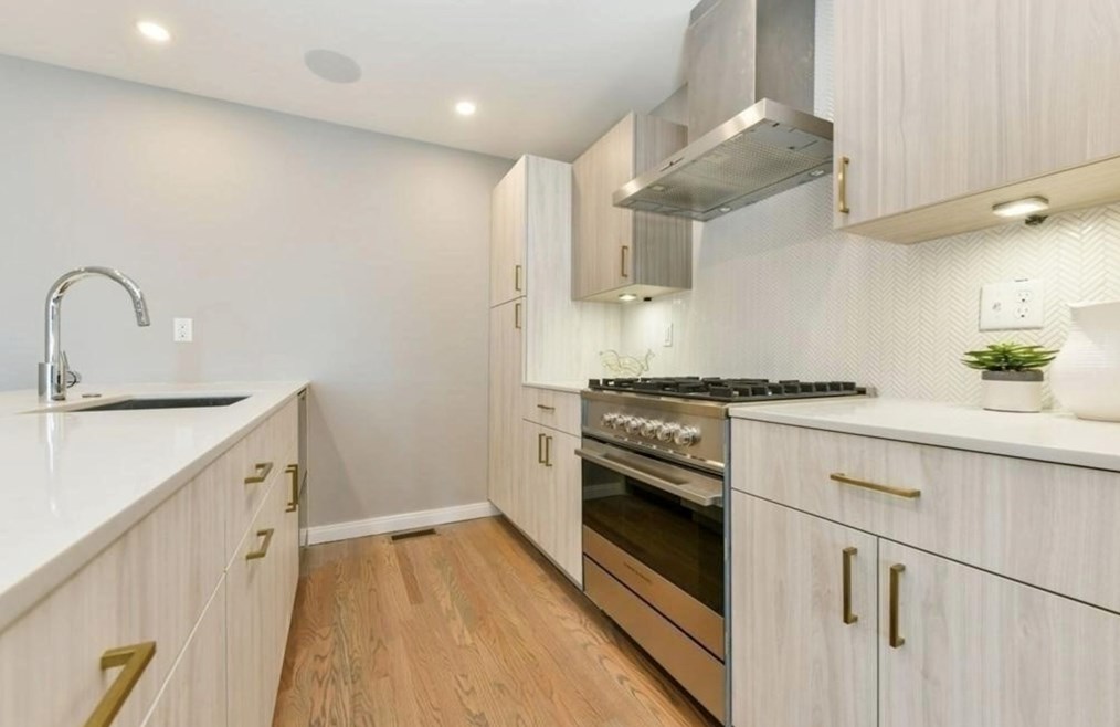 14-16 Newport St #2a, Boston, MA 02125