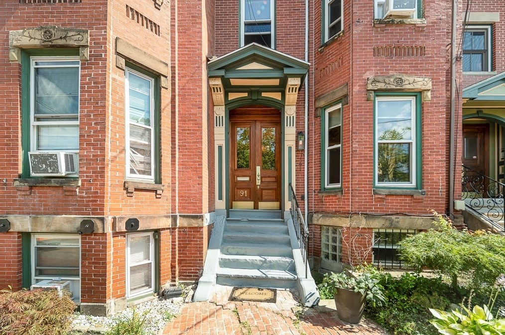 91 Fort Ave #1, Boston, MA 02119