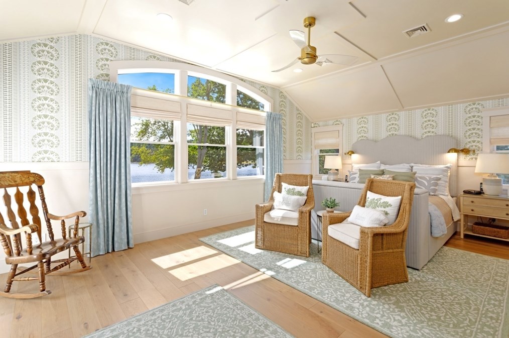 116 Locksley Rd, Lynnfield MA 01940-1414 exterior