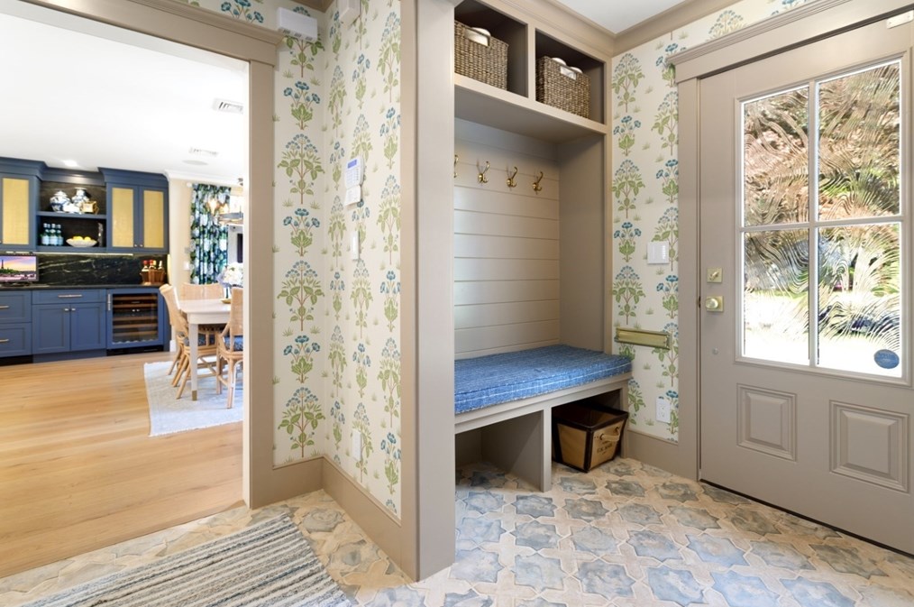 116 Locksley Rd, Lynnfield MA 01940-1414 exterior