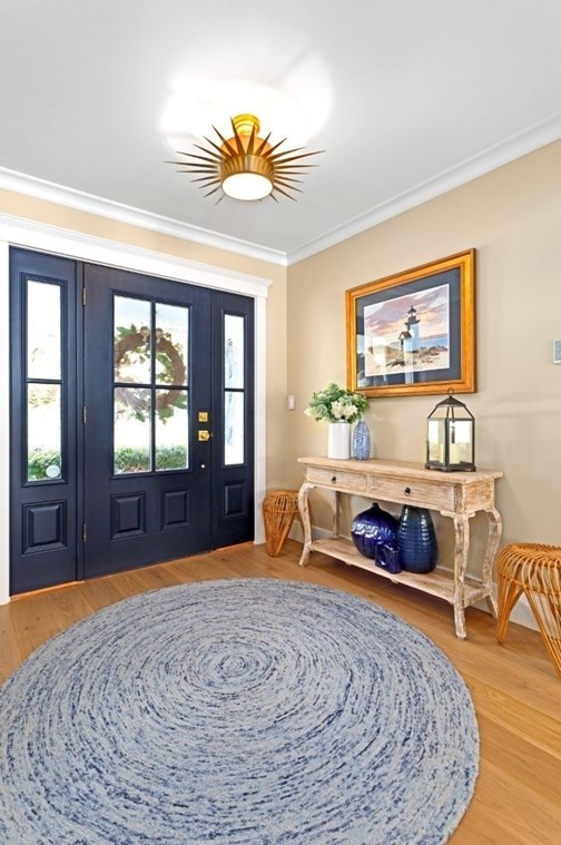 116 Locksley Rd, Lynnfield MA 01940-1414 exterior