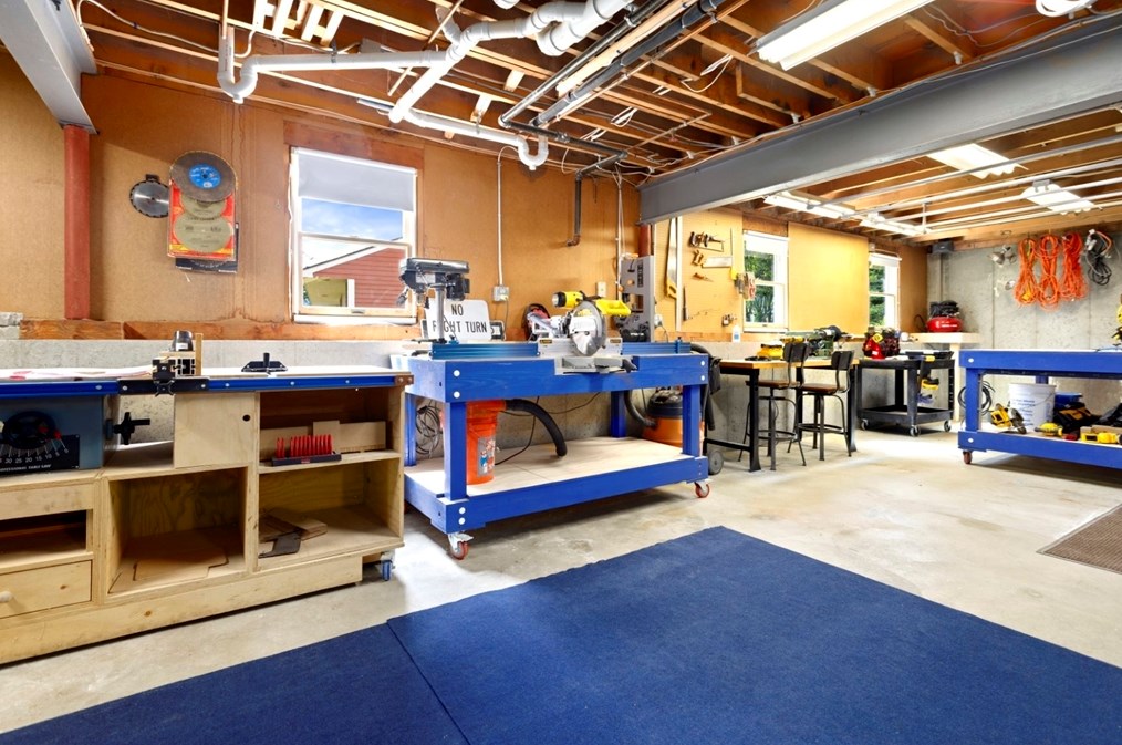 116 Locksley Rd, Lynnfield MA 01940-1414 exterior