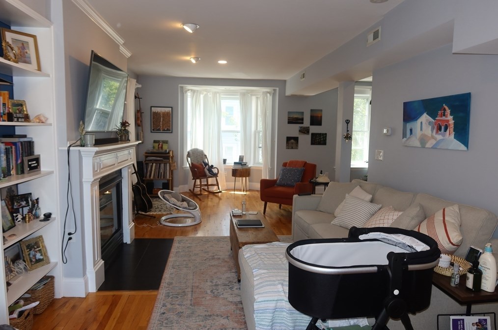 252 W 3rd #2, Boston, MA 02127