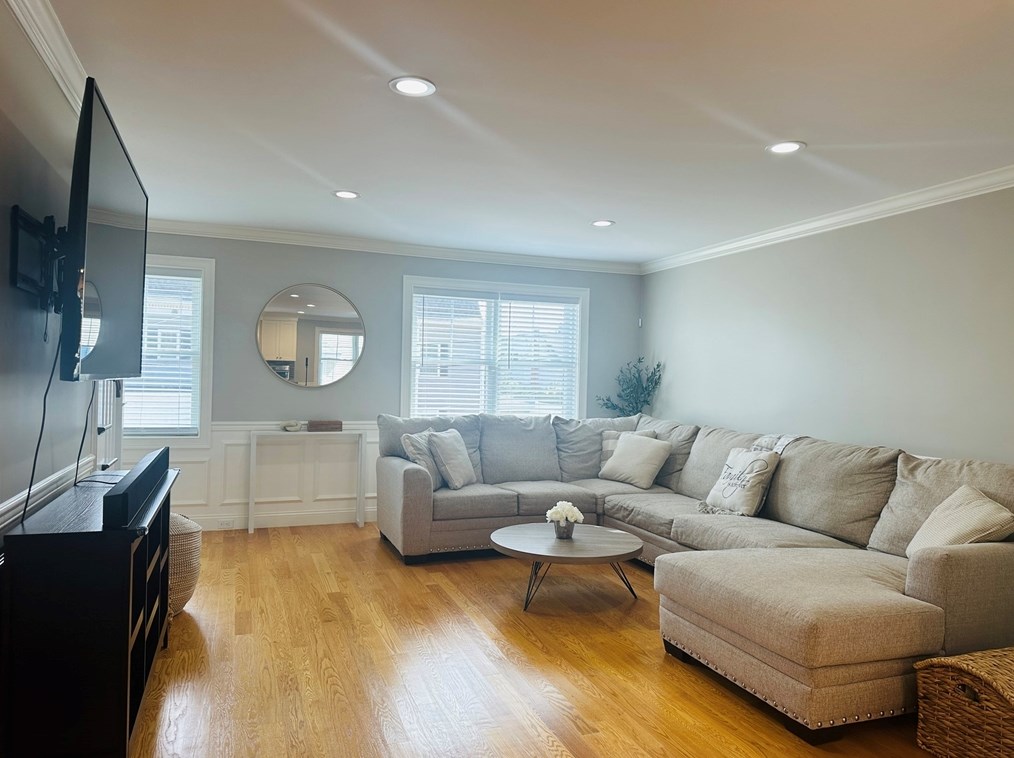 3 Lowell St, Waltham MA 02453 exterior