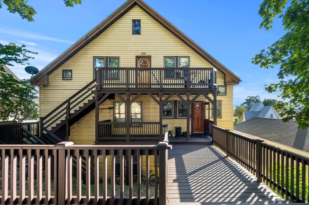 802 Winthrop Ave, Revere MA  02151-5554 exterior