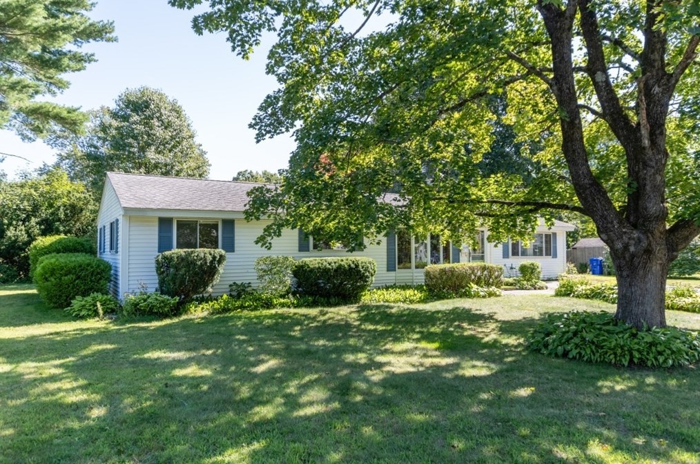 25 Lincoln St, Maynard, MA 01754