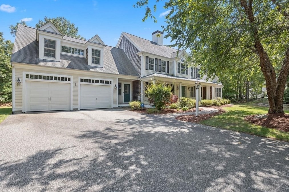 86 Watercourse Pl, Plymouth, MA 02360