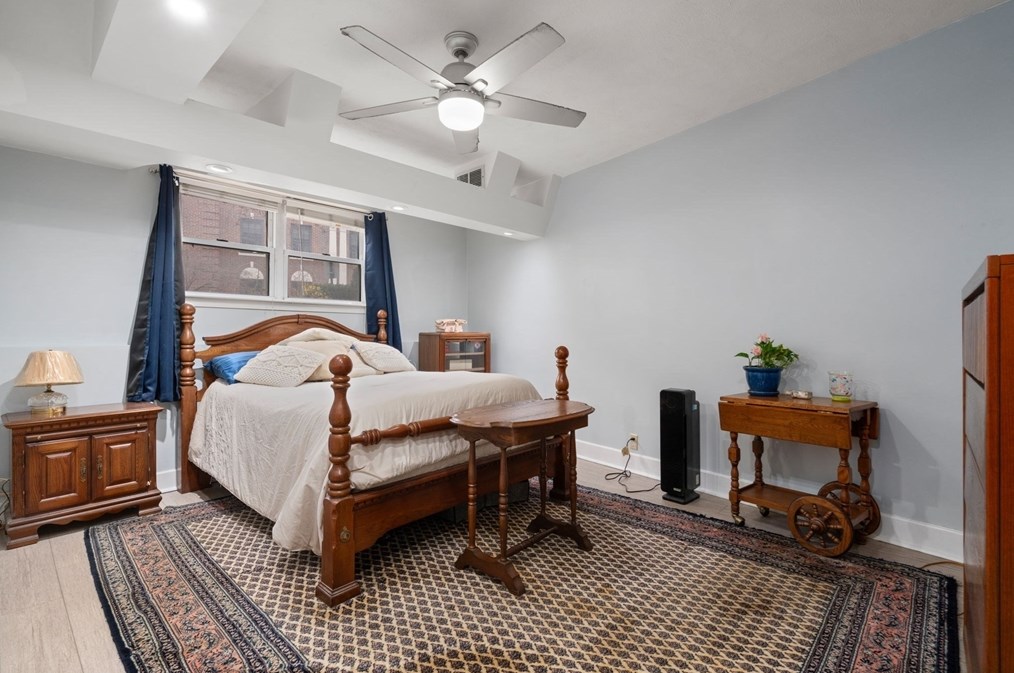 22 James St, Brookline MA  02446-3784 exterior