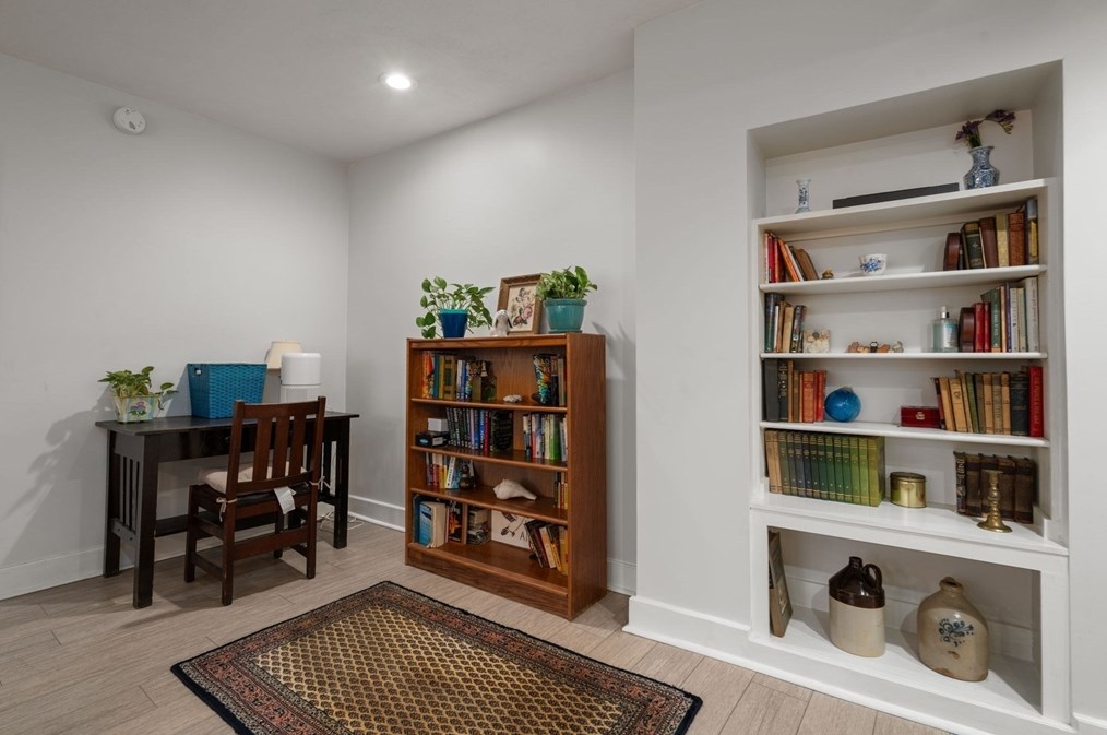 22 James St, Brookline MA  02446-3784 exterior