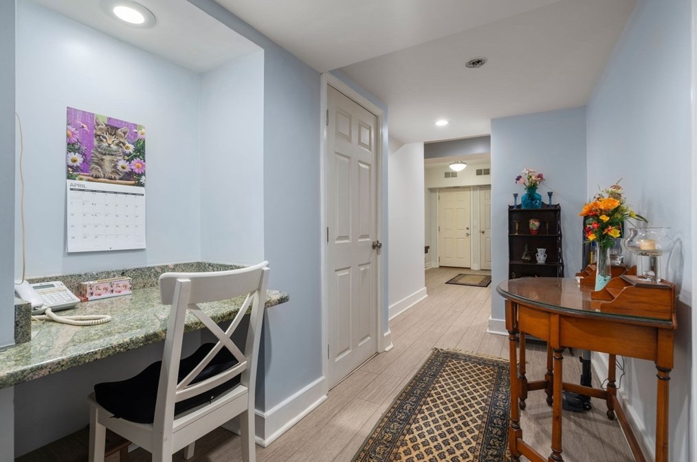 22 James St, Brookline MA  02446-3784 exterior