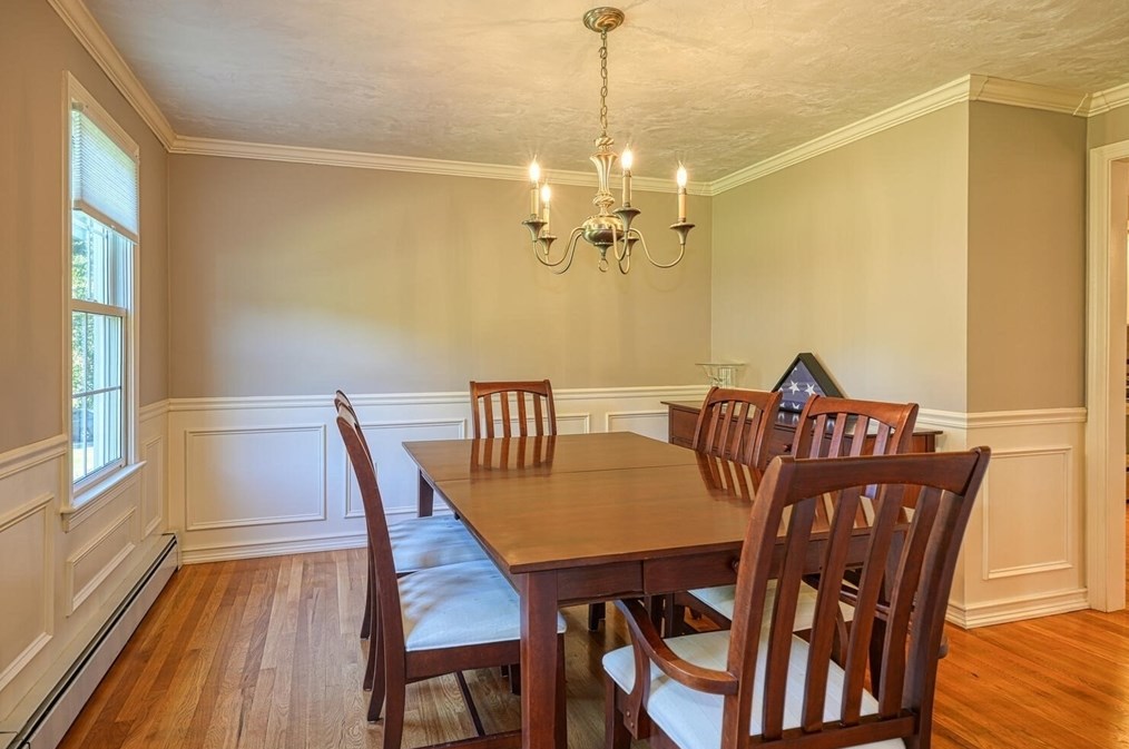 260 Whitney St, Northborough MA 01532-1408 exterior