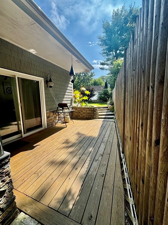 20 Nicholas Ave, Boylston, MA 01505