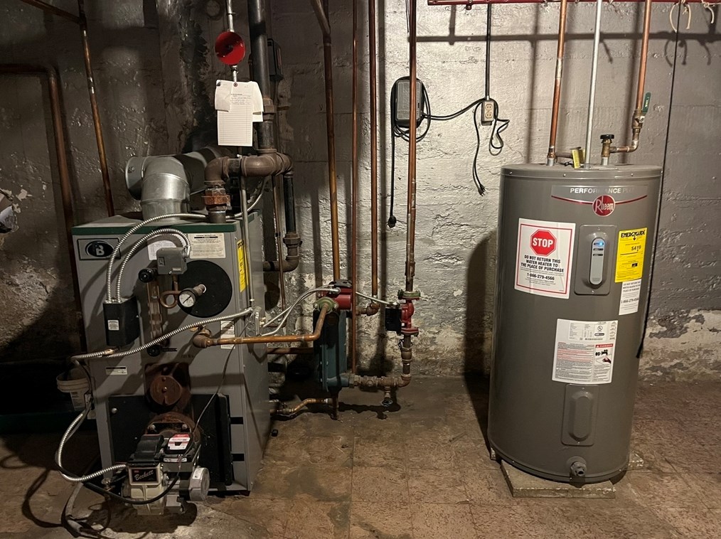 36 Institute Rd, Worcester MA  01609-2740 exterior