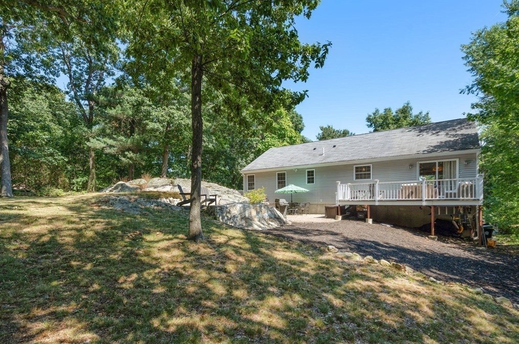 142 Gln St, Malden MA 02148-2415 exterior