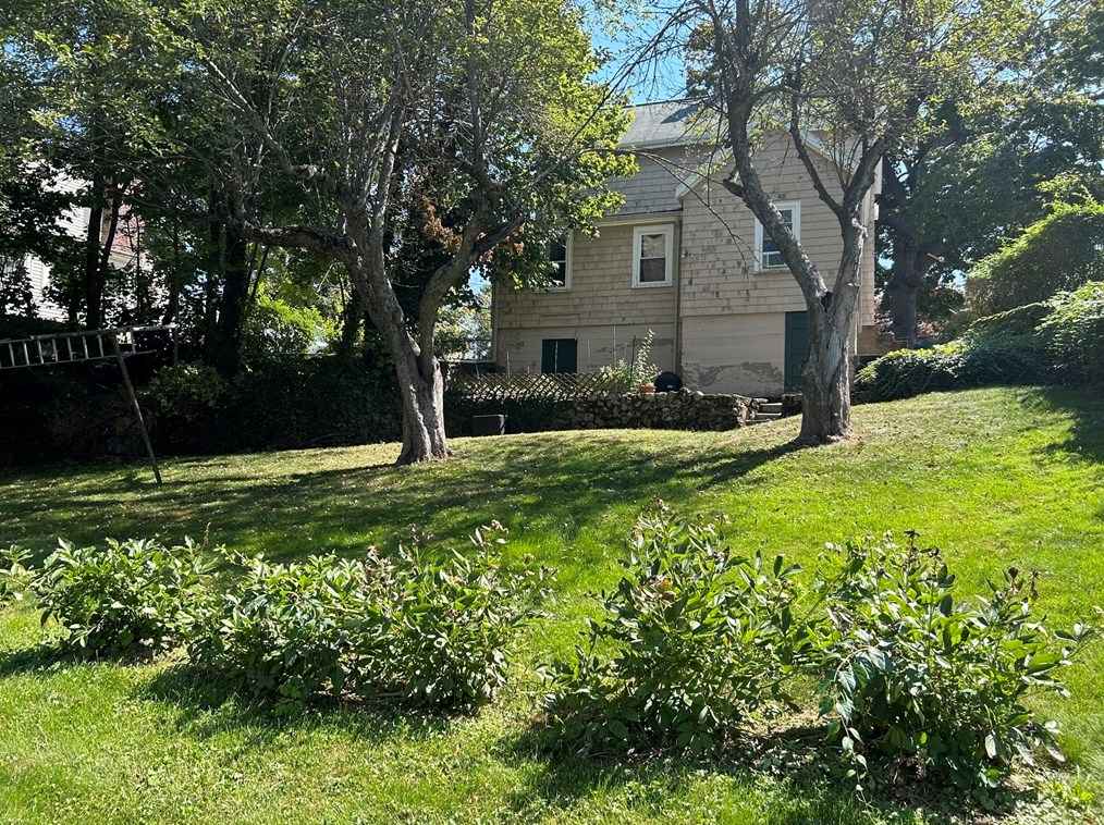 31 Emerald St, Newton, MA 02458