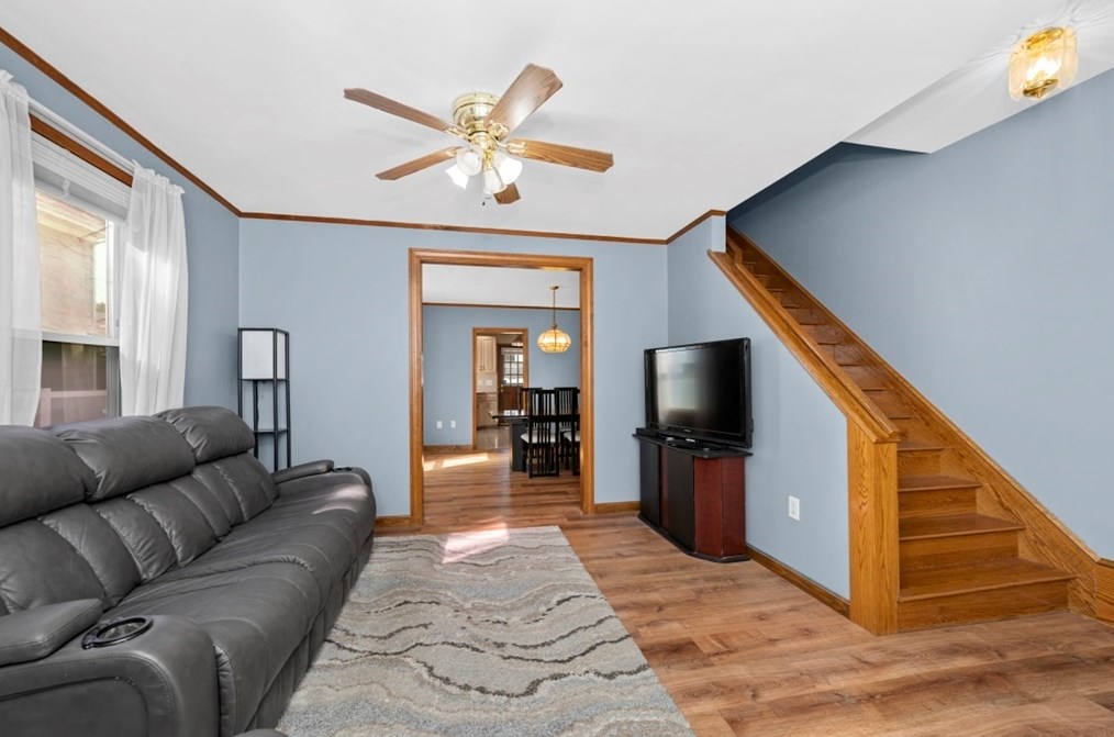 26 Centre St, Winthrop, MA 02152