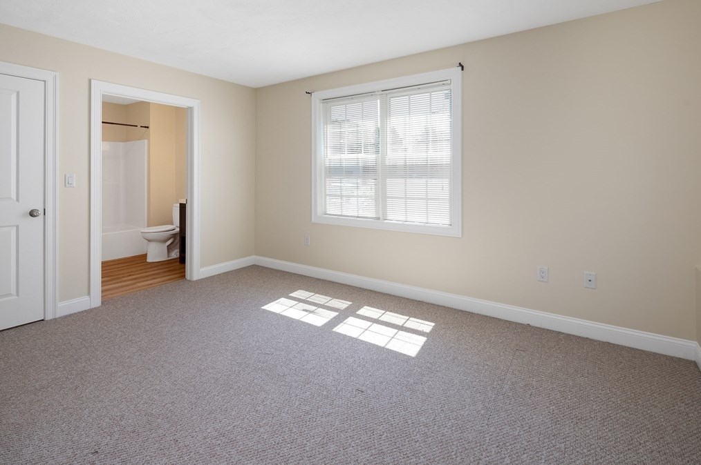 245 Willard St, Quincy MA 02169-1515 exterior