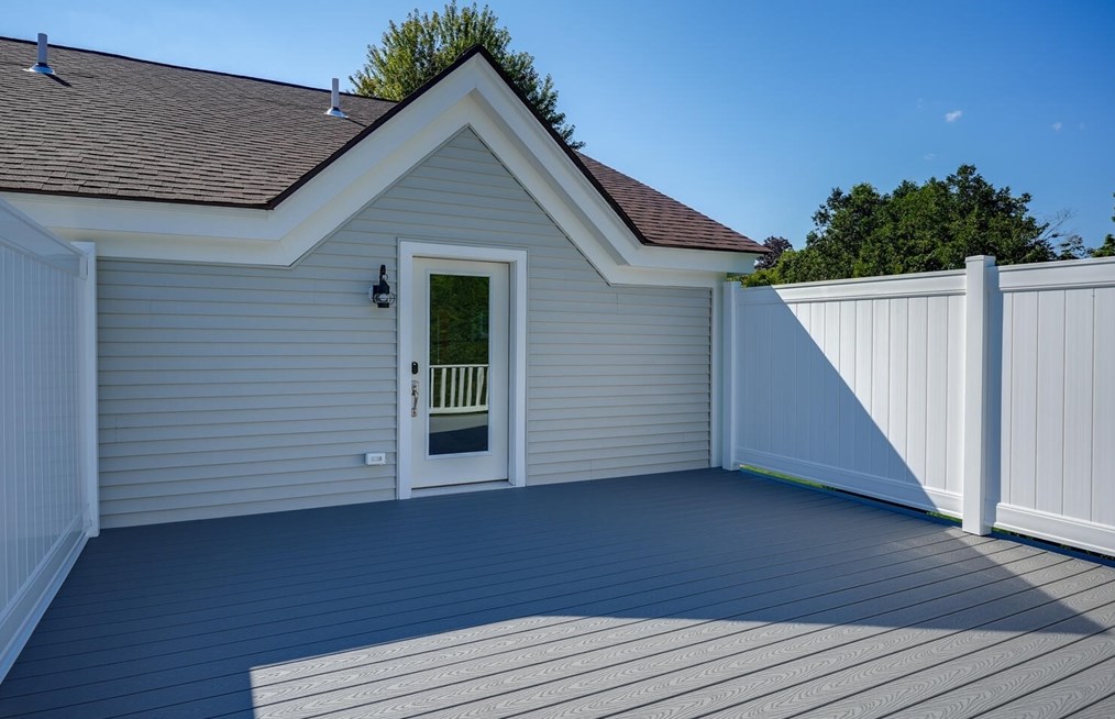 109 Hayden Rowe St, Hopkinton, MA 01748 exterior